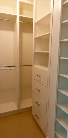 $395,000 | 300 South Biscayne Boulevard, Unit 3011, Miami, FL 33131