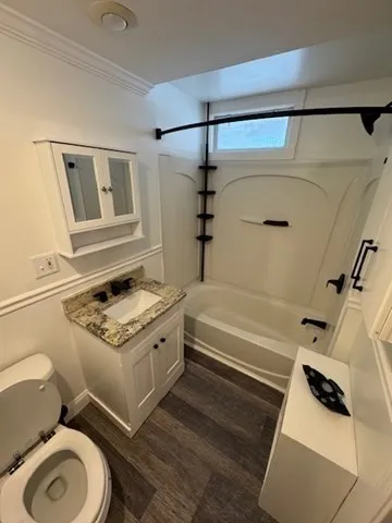 $2,800 | 7 Cushing Street, Unit 1, Amesbury, MA 01913