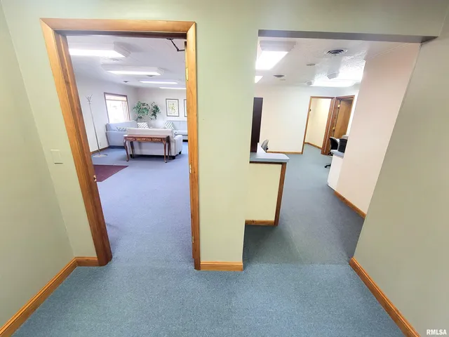 $149,000 | 119 West 2nd Street, Flora, IL 62839