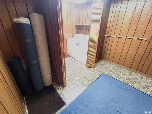 $149,000 | 119 West 2nd Street, Flora, IL 62839