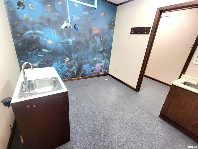 $149,000 | 119 West 2nd Street, Flora, IL 62839