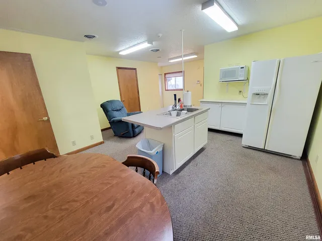 $149,000 | 119 West 2nd Street, Flora, IL 62839