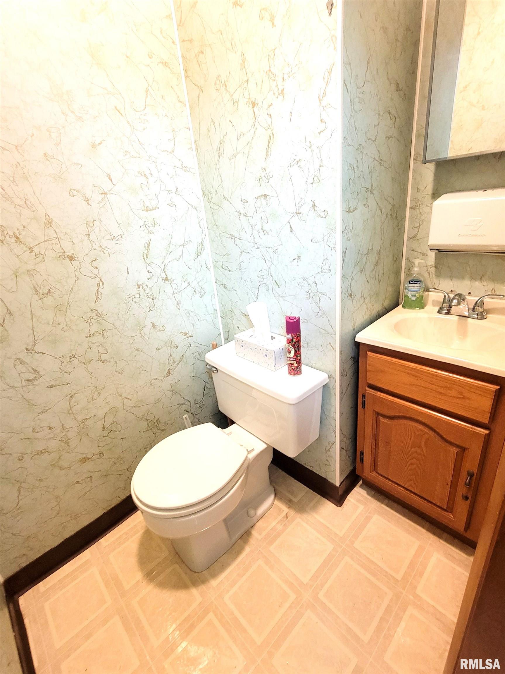 119 West 2nd Street Flora, IL 62839 - Photo 78 of 99