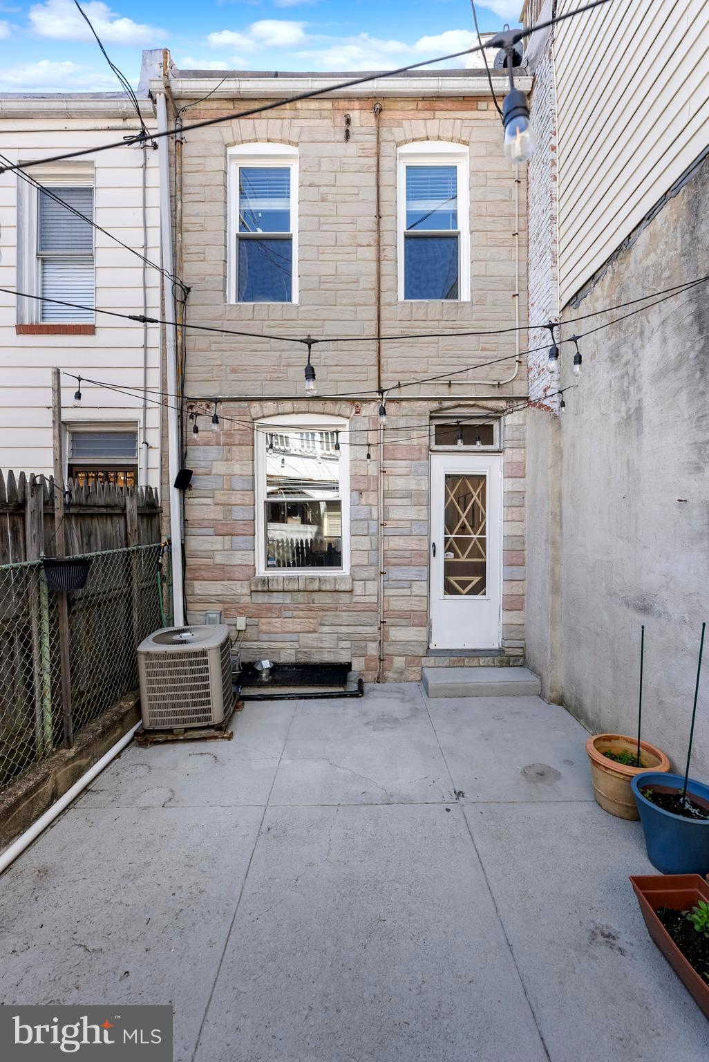 280 South Robinson Street Baltimore, MD 21224 - Photo 38 of 40 a view of an outdoor space with porch