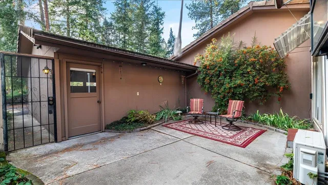 $300,000 | 12515 North Fairwood Drive, Unit 6, Spokane, WA 99218