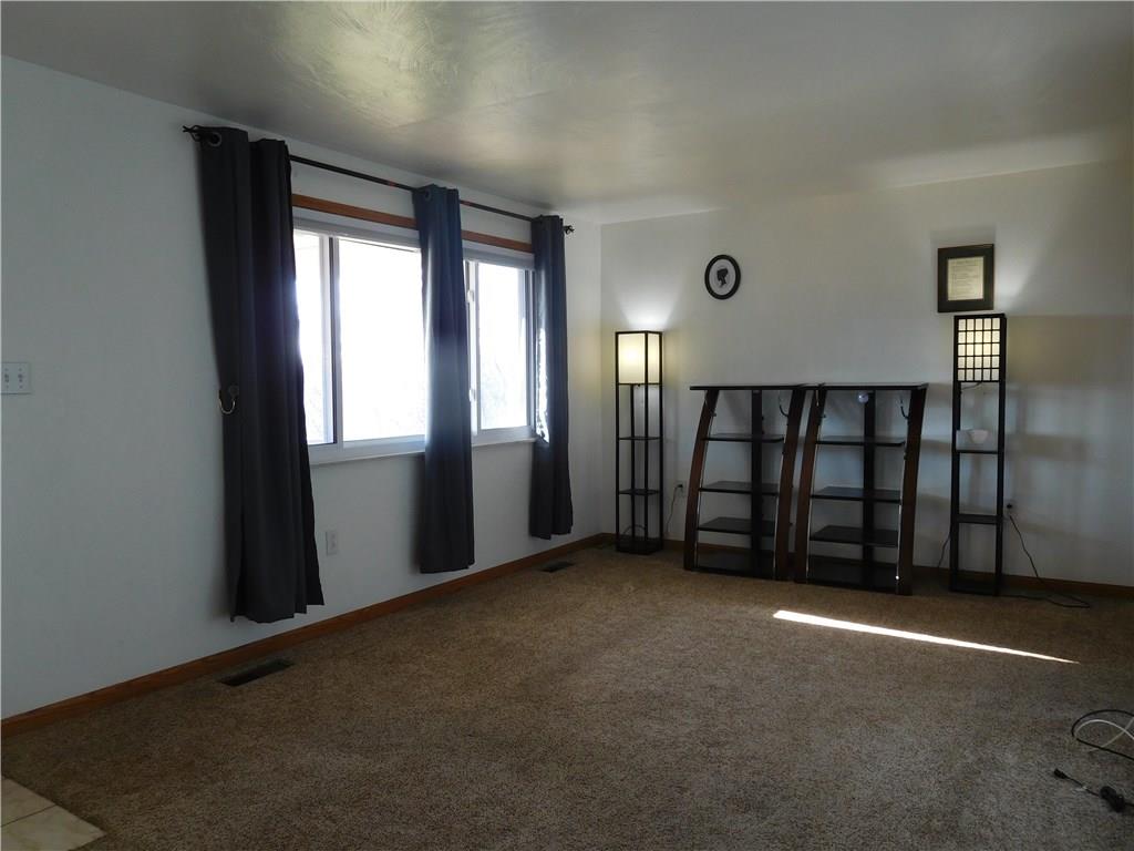 36 B Roberts Road Washington, PA 15301 - Photo 8 of 24