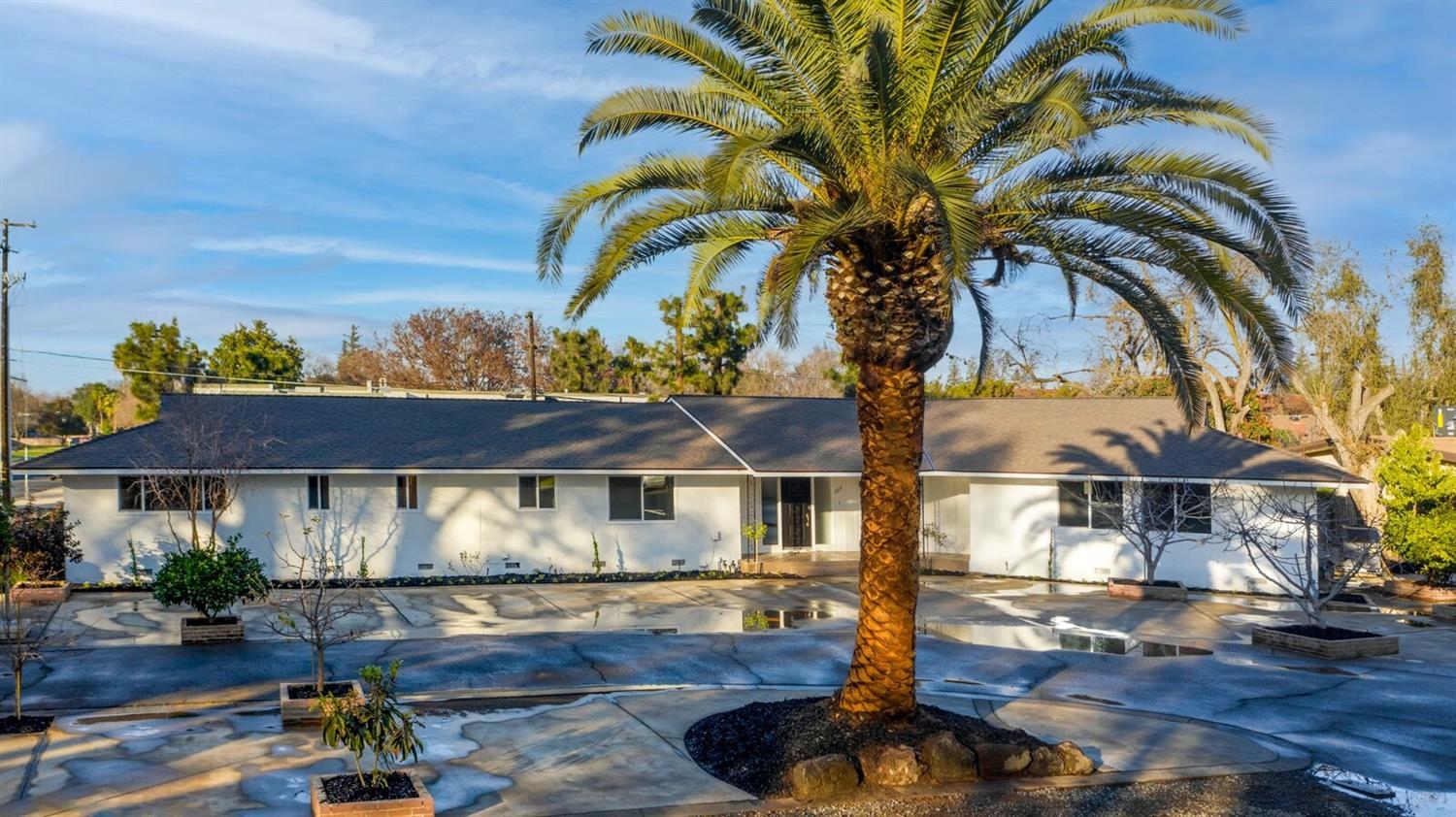 1119 East Sierra Madre Avenue, Fresno, CA 93704 Compass