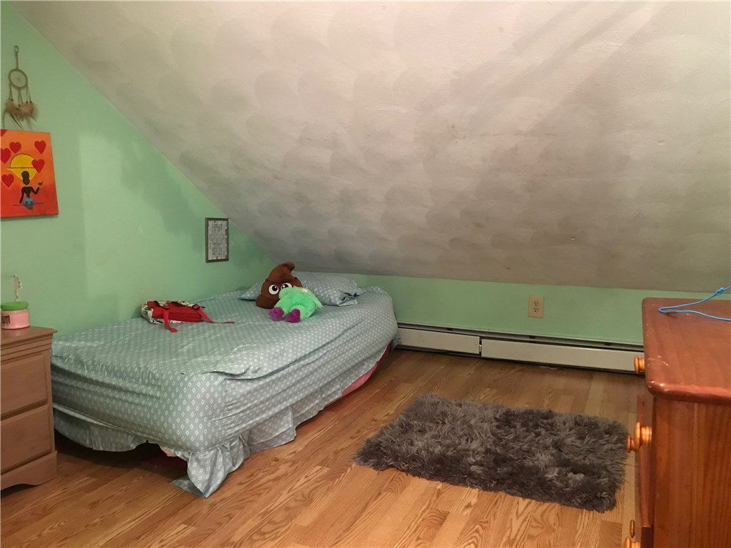 358 Privilege Street Woonsocket, RI 02895 - Photo 10 of 34
