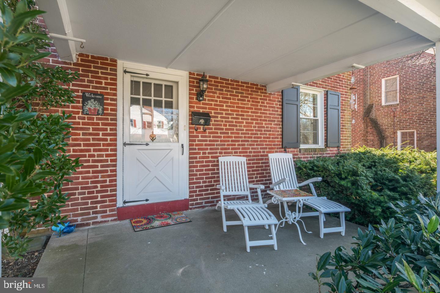 1504 Cliff Road Wynnewood, PA 19096 - Photo 2 of 26