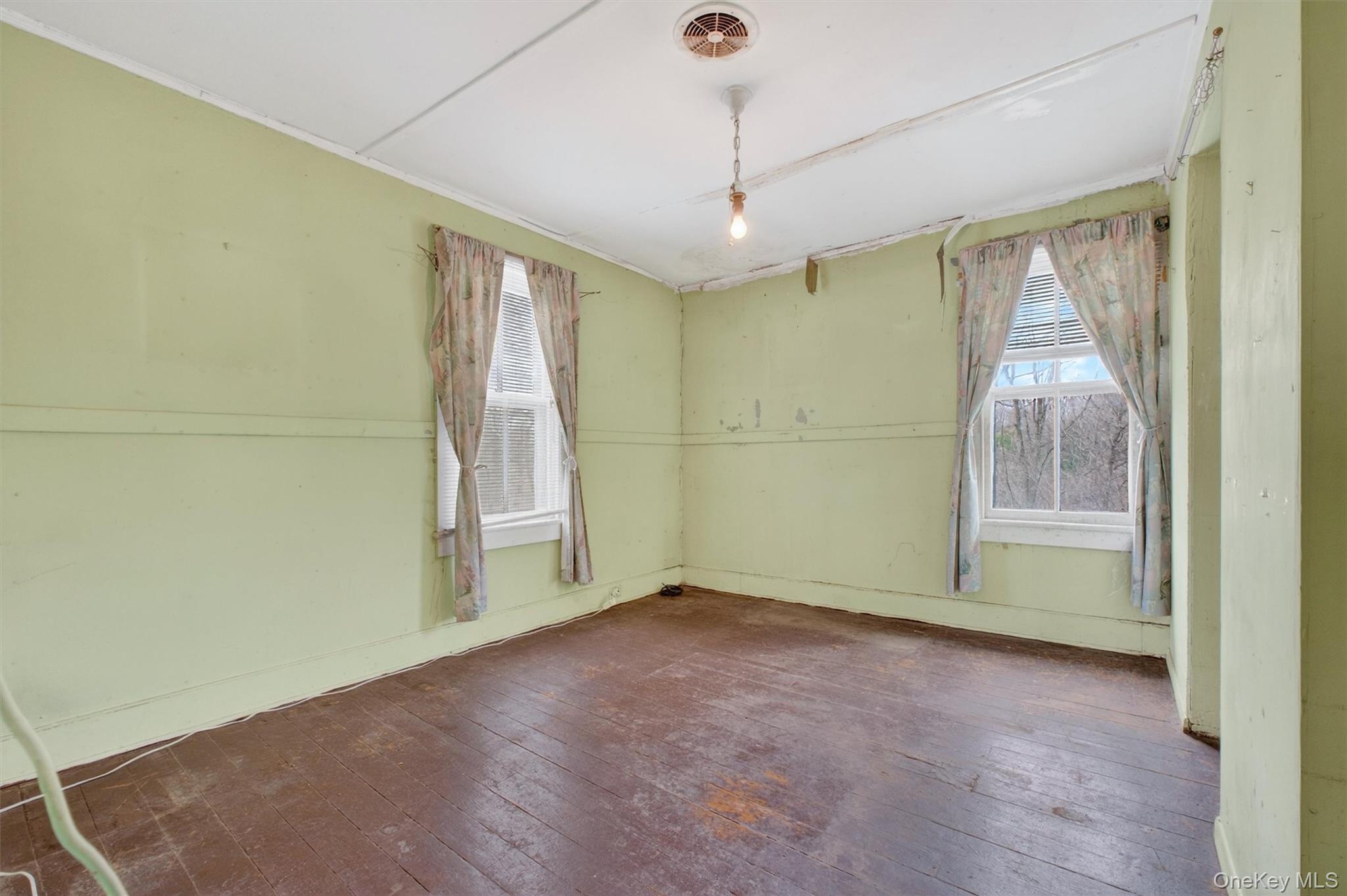 16 Hamilton Road Wappingers Falls, NY 12590 - Photo 14 of 36 Bedroom 2