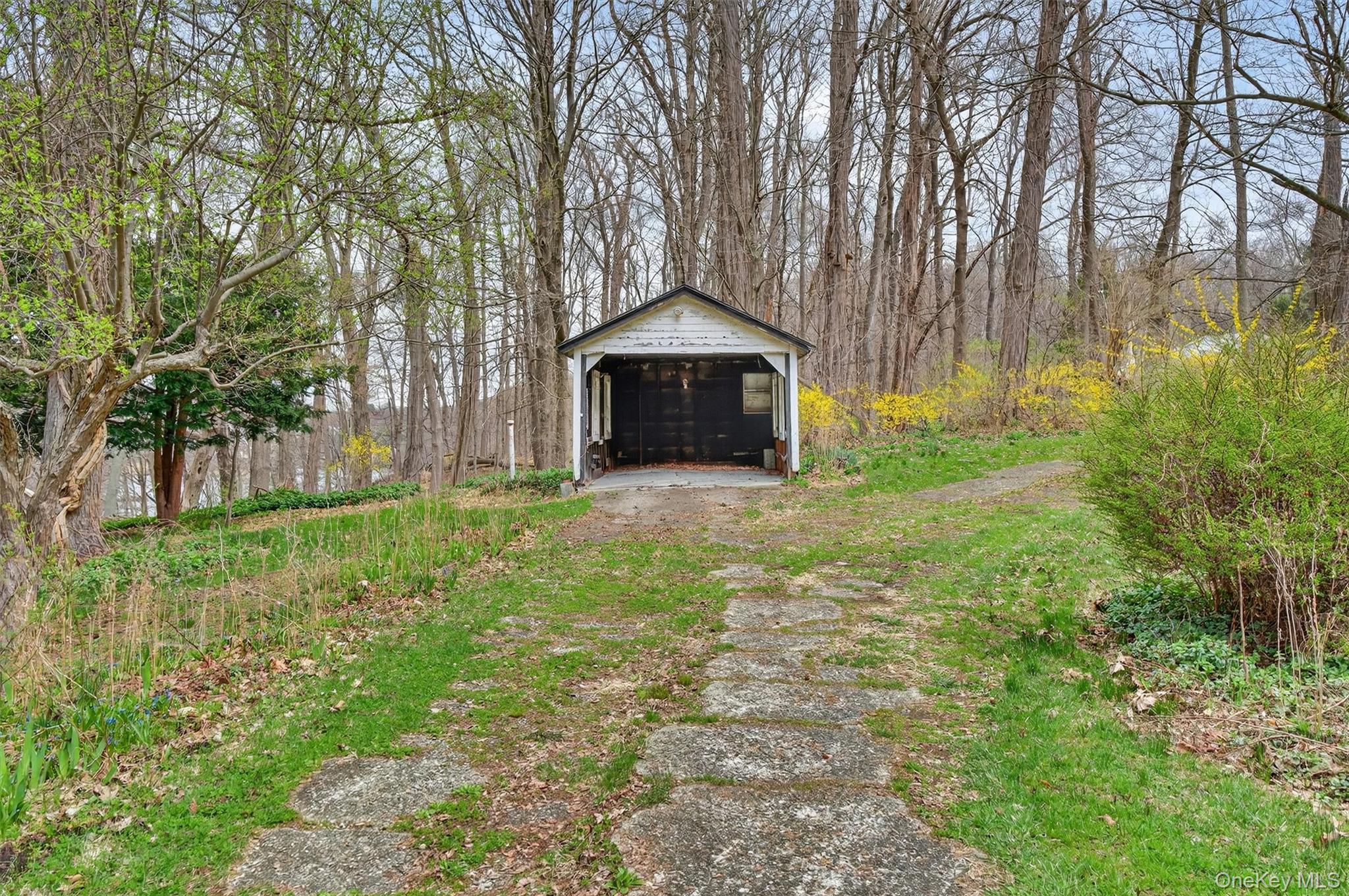 16 Hamilton Road Wappingers Falls, NY 12590 - Photo 23 of 36 One Car garage. Horseshoe driveway