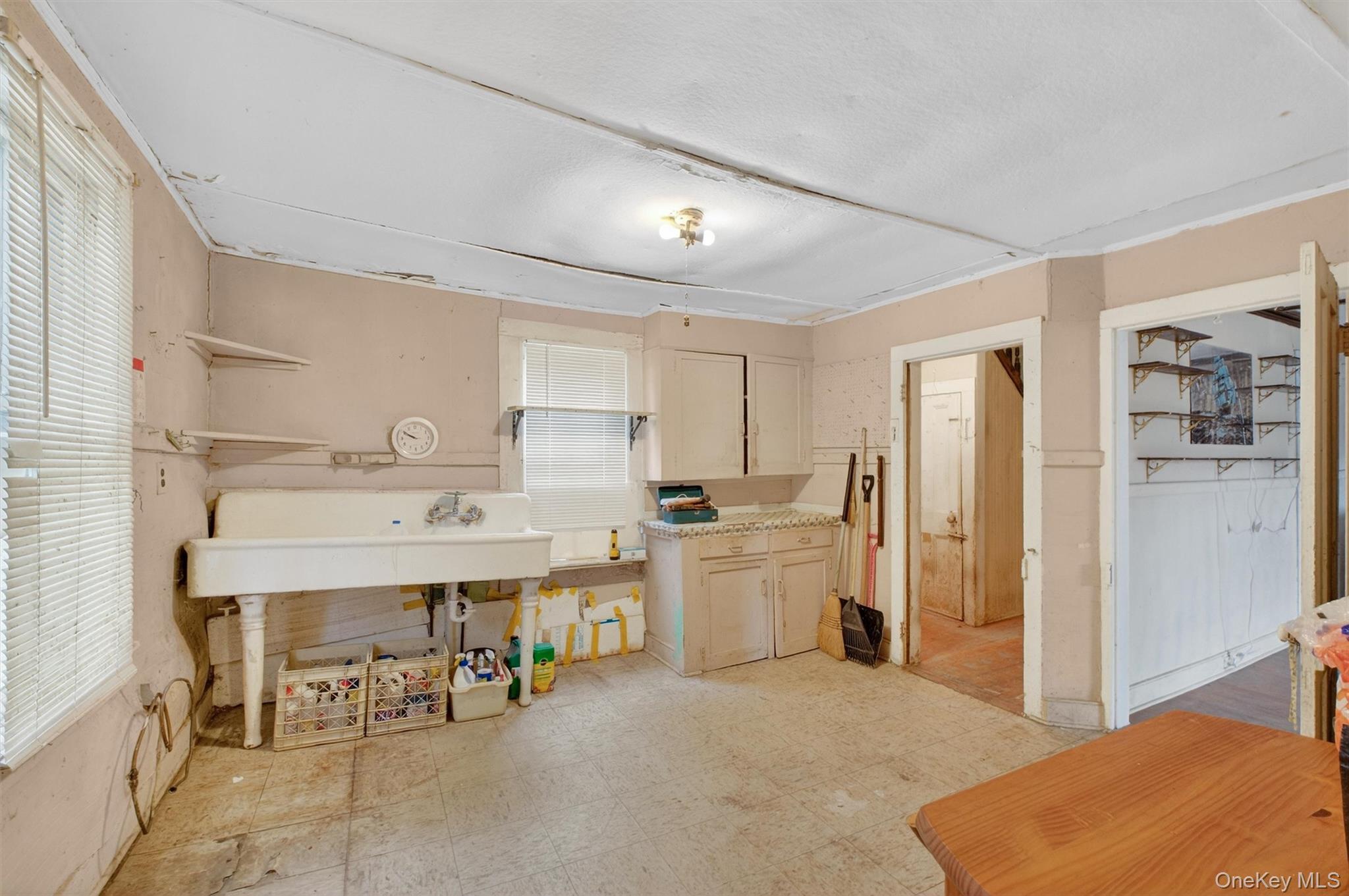 16 Hamilton Road Wappingers Falls, NY 12590 - Photo 8 of 36