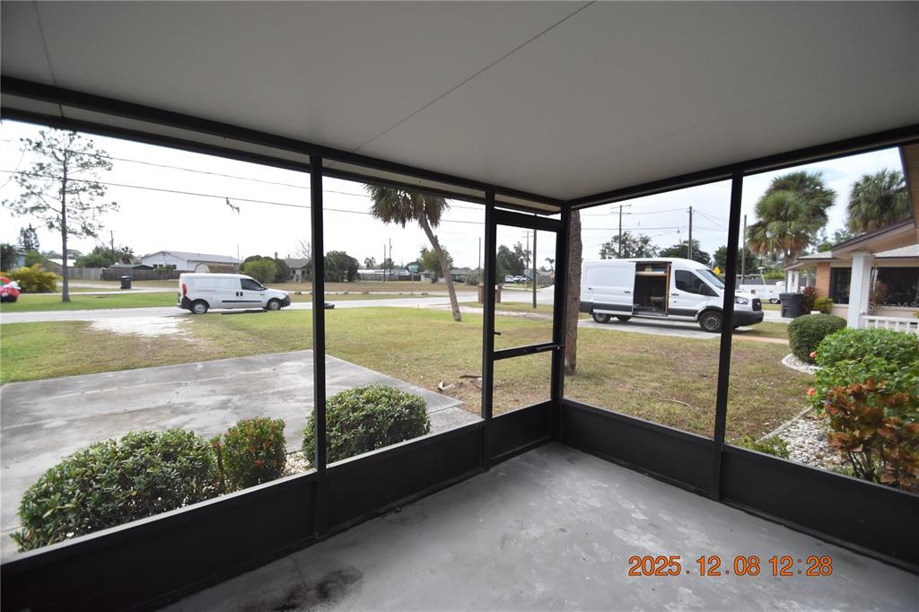 705 2nd Avenue Northwest, Unit A Ruskin, FL 33570 - Photo 31 of 38