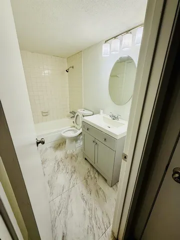 $149,900 | 919 South Weatherred Drive, Unit 108, Richardson, TX 75080