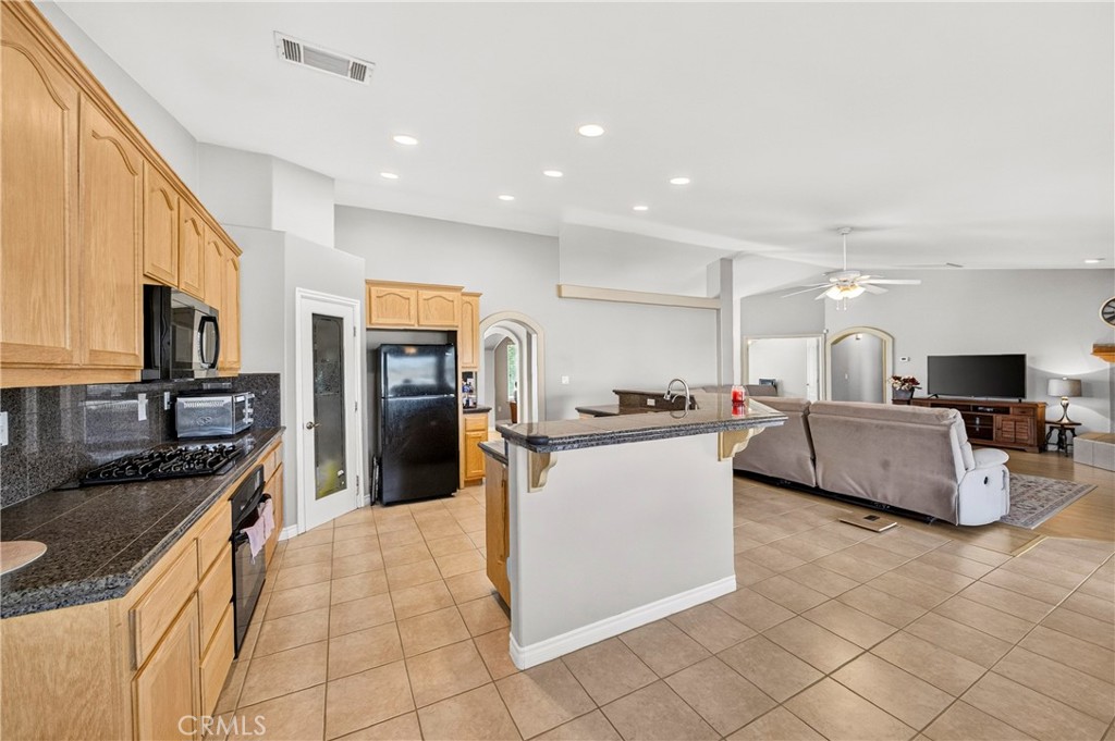 10624 Nugget Road Phelan, CA 92371 - Photo 30 of 70