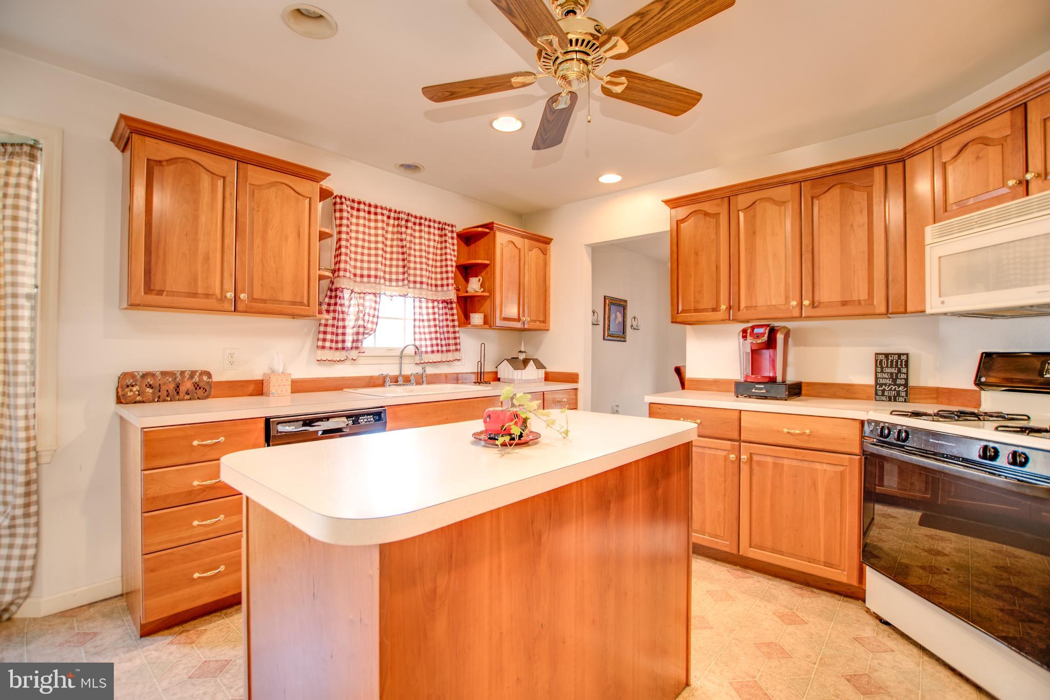1325 Overlook Road Middletown, PA 17057 - Photo 17 of 29 Gallery Image 17