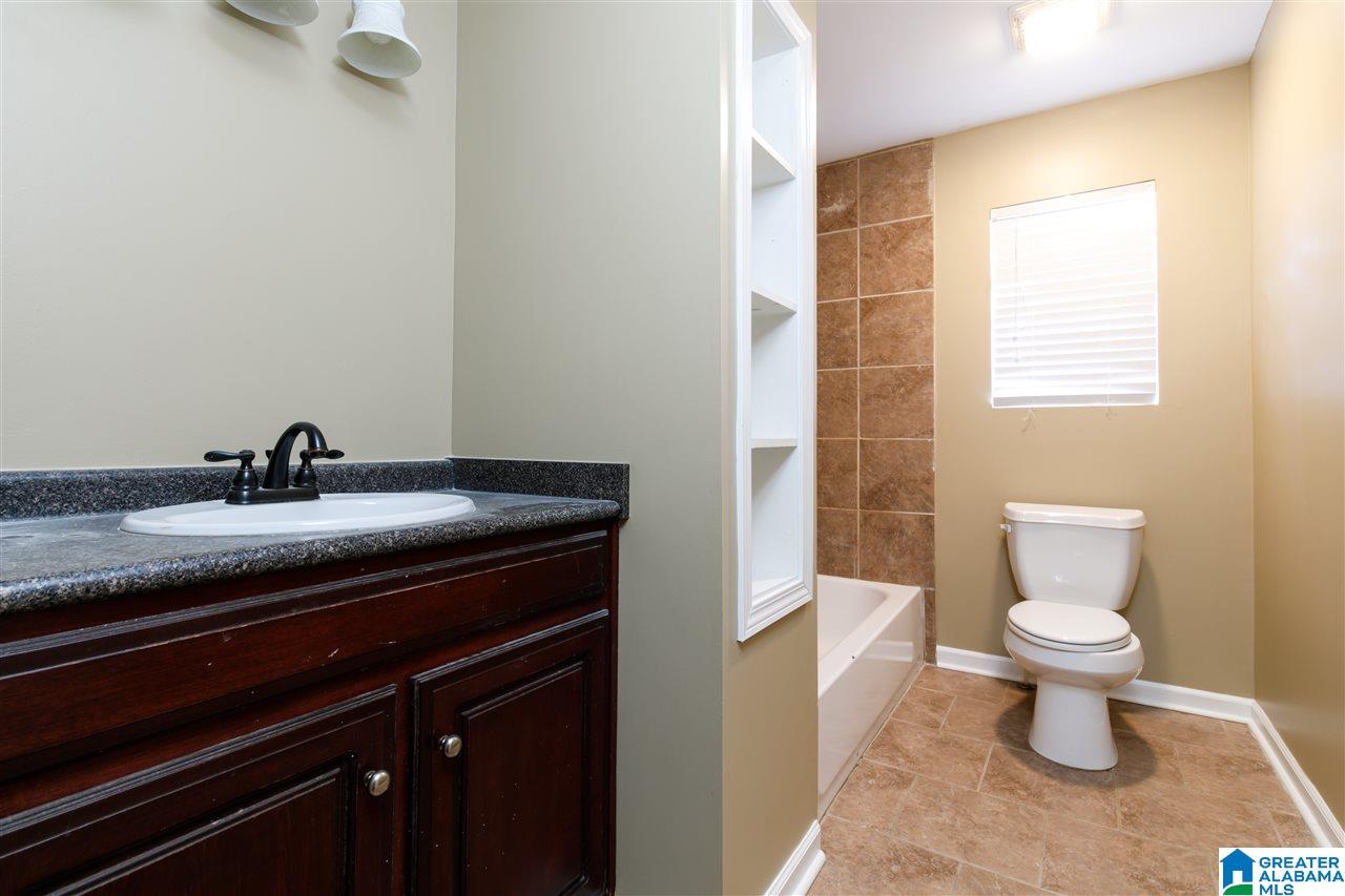 2112 Reed Road Northeast Birmingham, AL 35215 - Photo 9 of 31