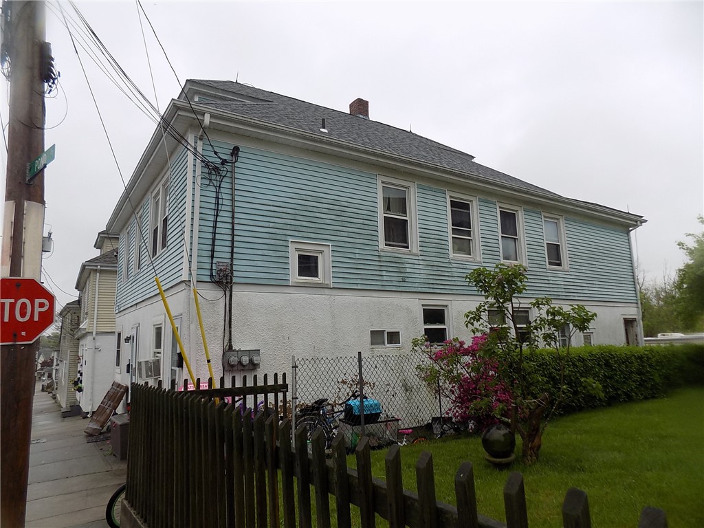 59 Pierce Street Westerly, RI 02891 - Photo 2 of 13