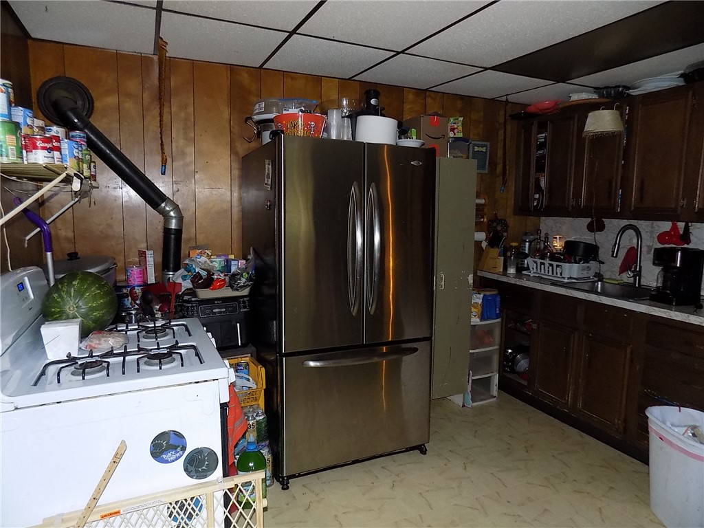 59 Pierce Street Westerly, RI 02891 - Photo 3 of 13