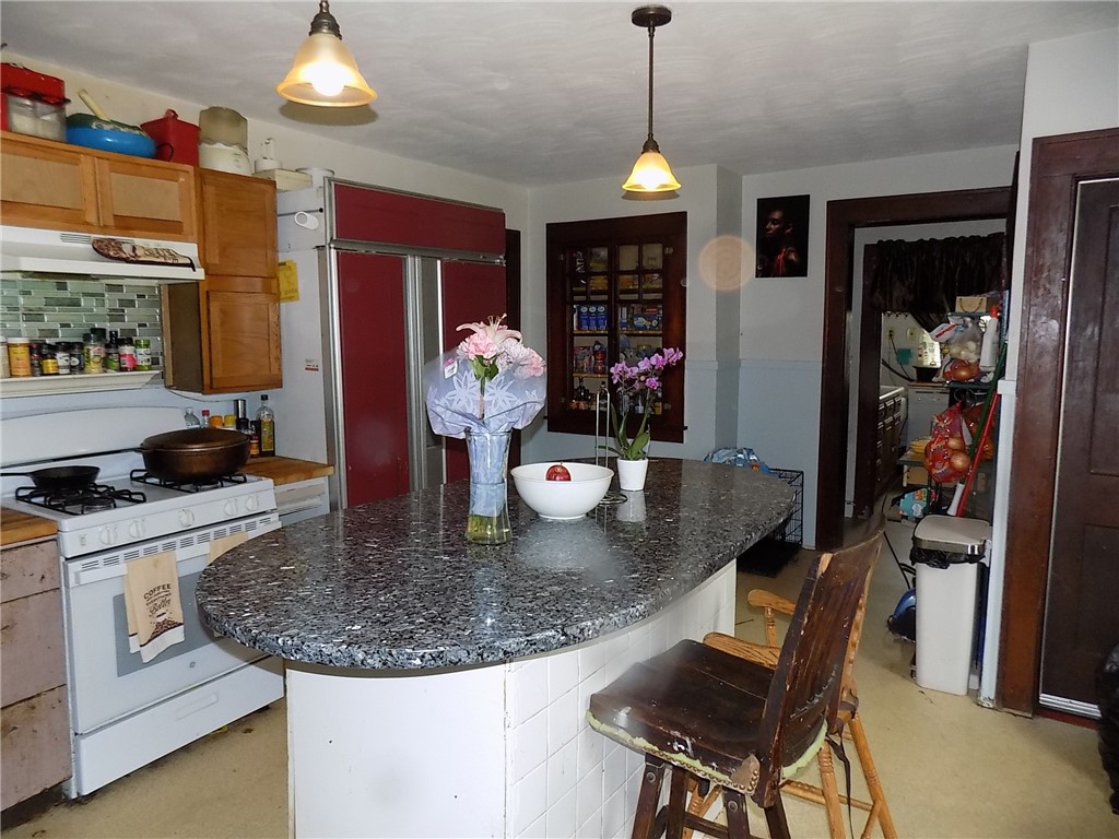 59 Pierce Street Westerly, RI 02891 - Photo 9 of 13