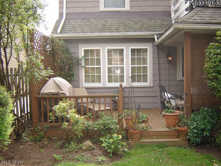 16101 Fernway Road Cleveland, OH 44120 - Photo 19 of 20 Back deck