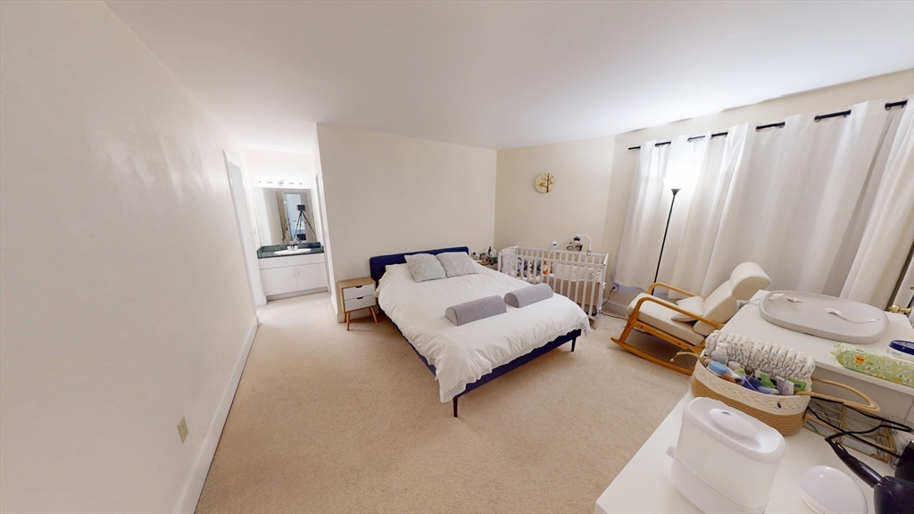 149 Beaconsfield Road, Unit B2 Brookline, MA 02445 - Photo 4 of 15