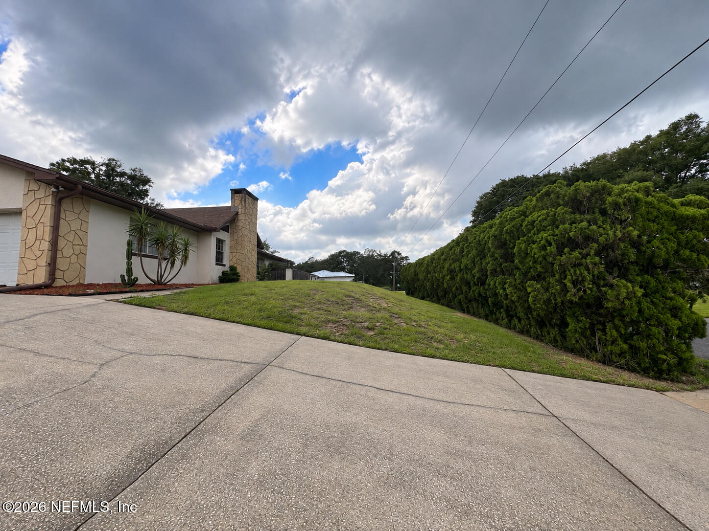 118 Bob White Road St. Augustine, FL 32086 - Photo 3 of 41 F425F49D-0333-4D9D-9558-A7633212C0A4