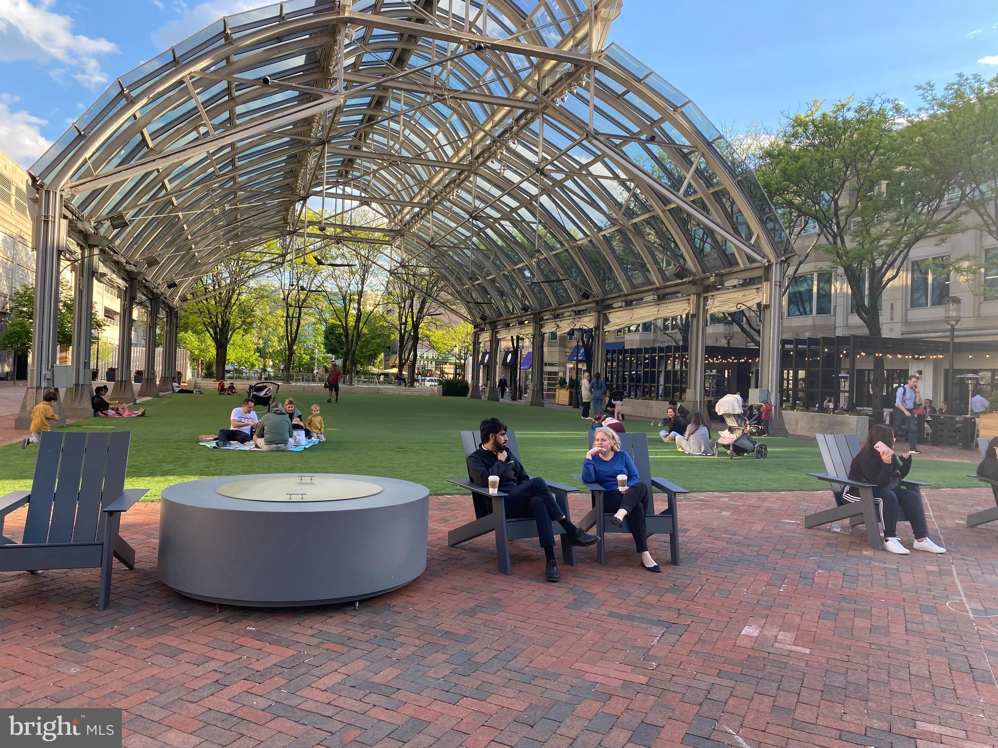 2221 Lovedale Lane, Unit 206B Reston, VA 20191 - Photo 31 of 33 Reston Town Center