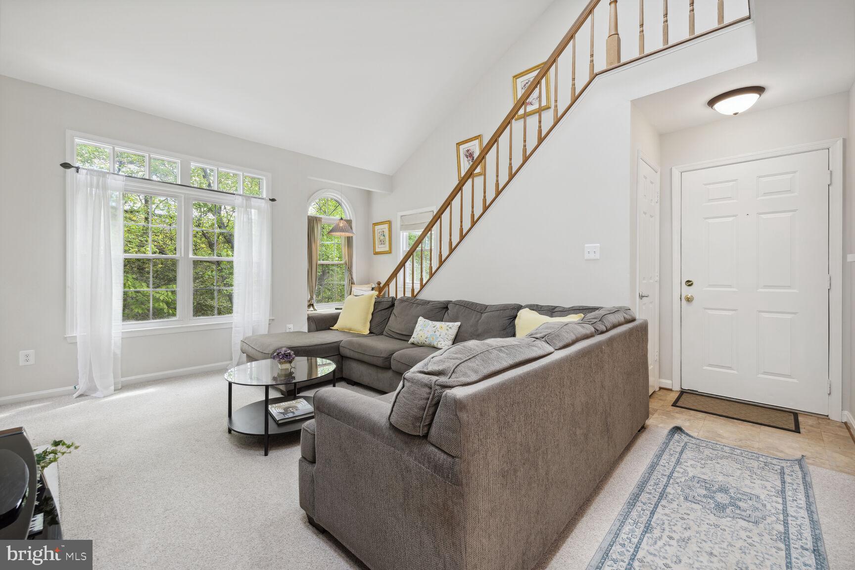 2221 Lovedale Lane, Unit 206B Reston, VA 20191 - Photo 6 of 33 FAMILY ROOM VIEW 2