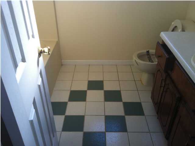 117 Hollow Cove Crestview, FL 32539 - Photo 22 of 25