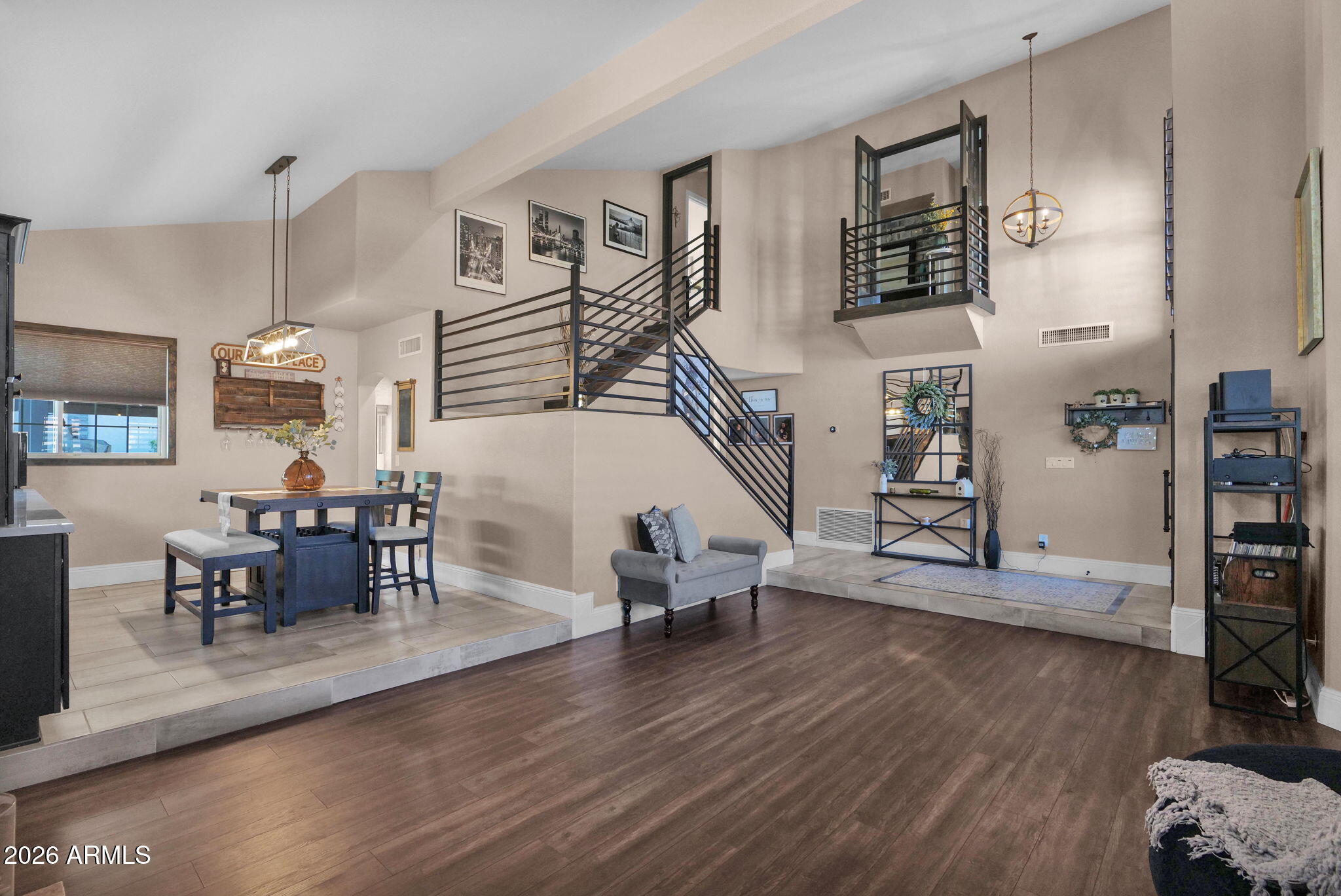 1519 West Devon Drive Gilbert, AZ 85233 - Photo 14 of 60 Living Room