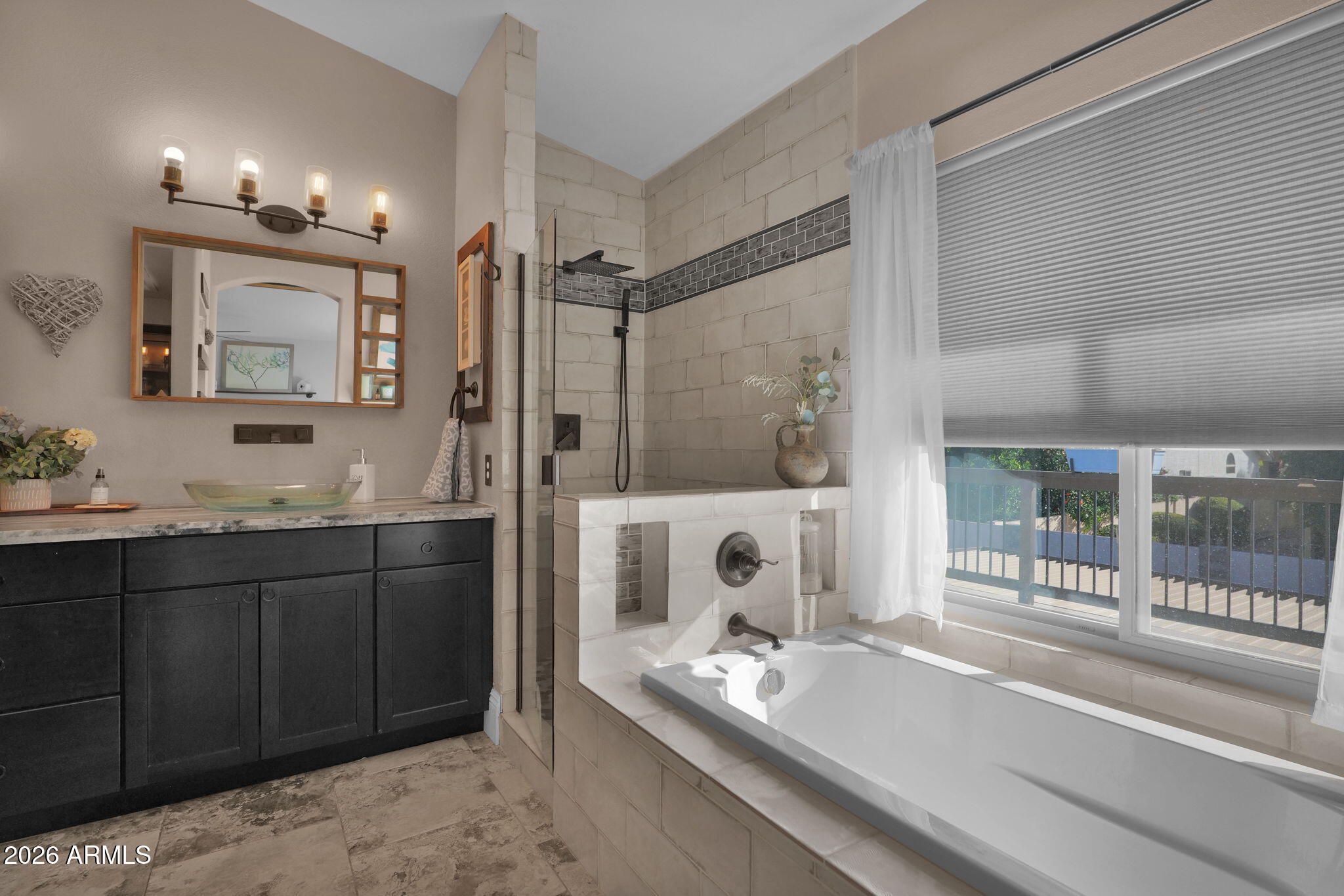 1519 West Devon Drive Gilbert, AZ 85233 - Photo 29 of 60 Primary Bathroom