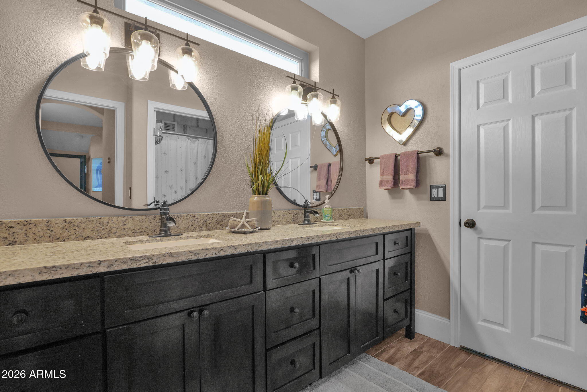 1519 West Devon Drive Gilbert, AZ 85233 - Photo 34 of 60 Third Bathroom