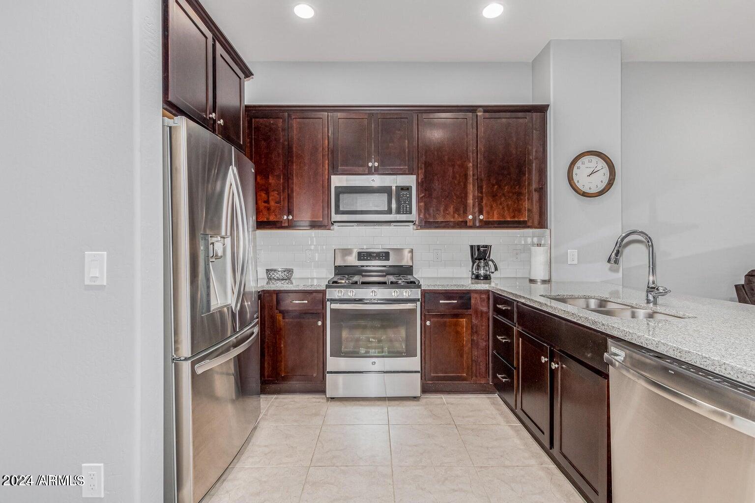 4777 South Fulton Ranch Boulevard, Unit 1055 Chandler, AZ 85248 - Photo 11 of 39 FR Kitchen 2