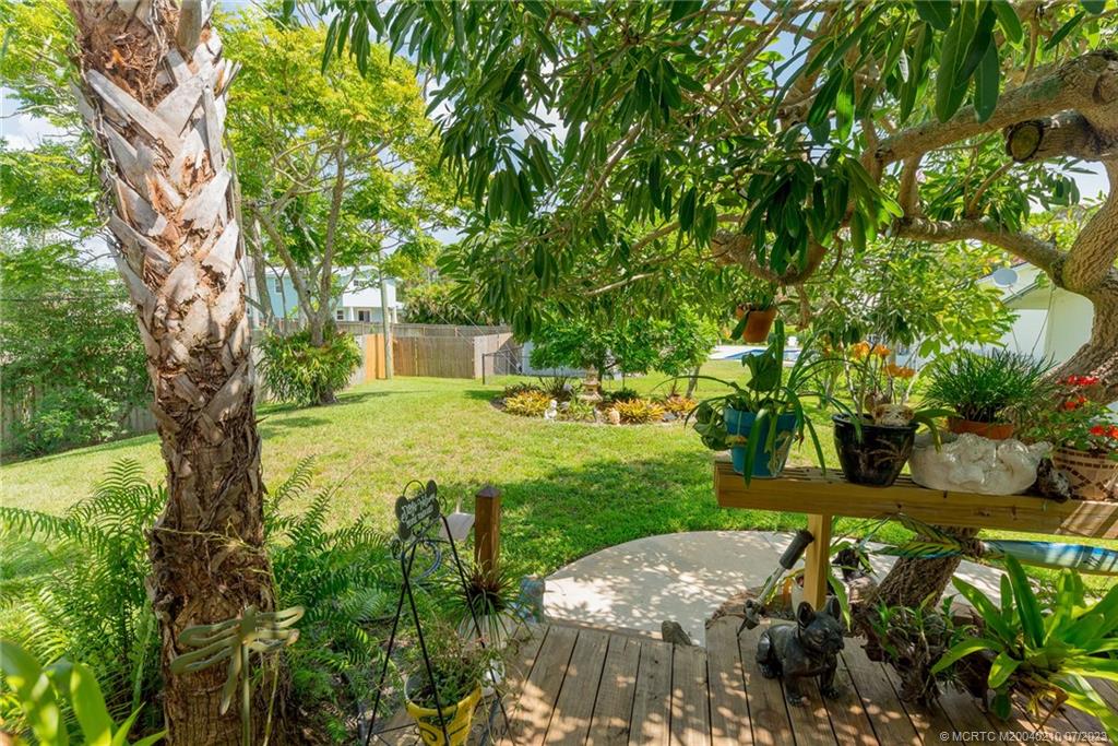 4171 Southeast Robert Loop Road Stuart, FL 34997 - Photo 20 of 27 a view of yard with green space