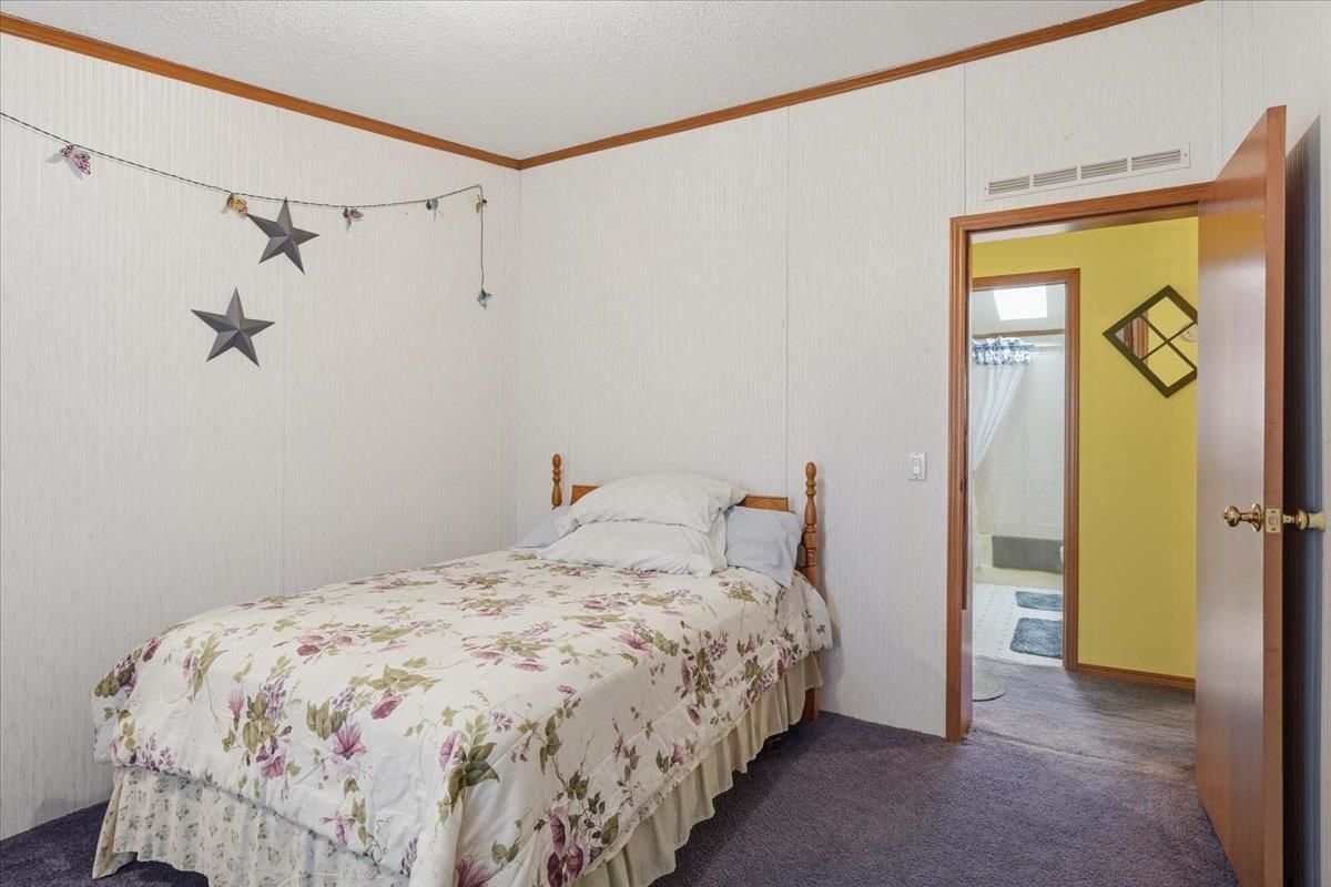 3348 Severance Hill Road St. Johnsbury, VT 05851 - Photo 24 of 40