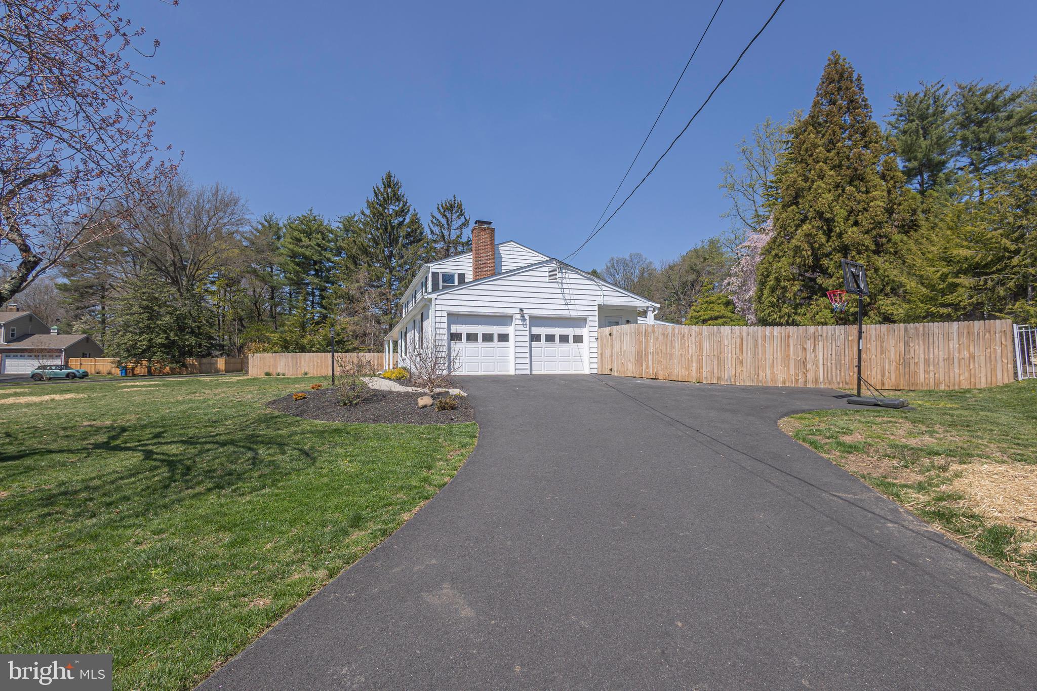 125 Bruce Road Washington Crossing, PA 18977 - Photo 7 of 47