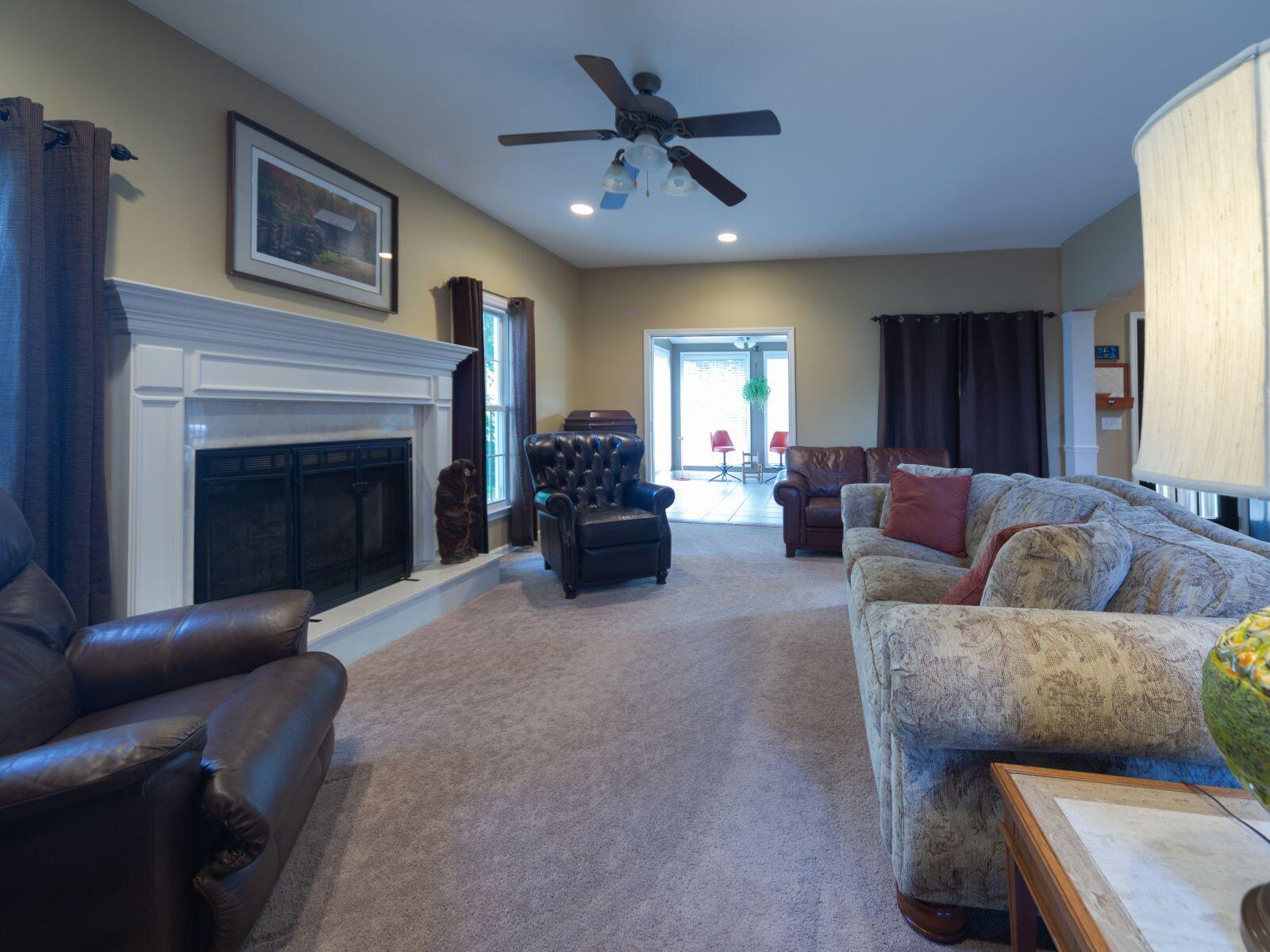 1634 Gunston Hall Road Hixson, TN 37343 - Photo 8 of 33 8