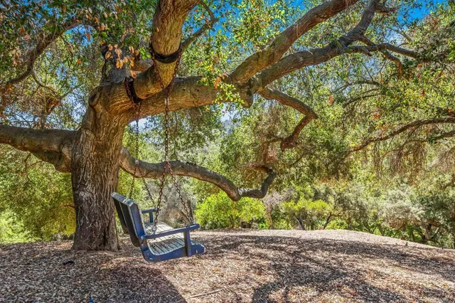 a view of a terrace with sky view