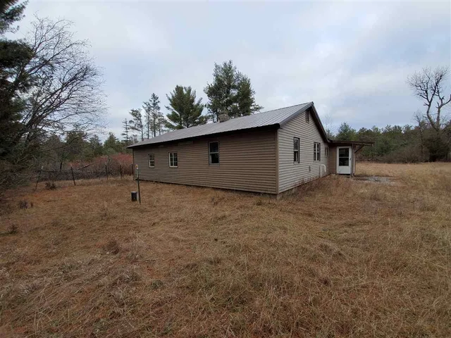 $69,900 | N15918 County Rd G, Nekoosa, WI 54457