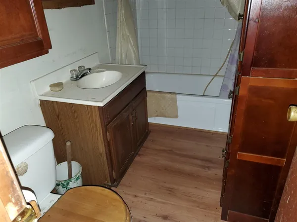 $69,900 | N15918 County Rd G, Nekoosa, WI 54457