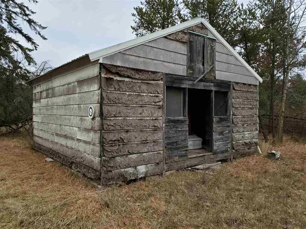 $69,900 | N15918 County Rd G, Nekoosa, WI 54457