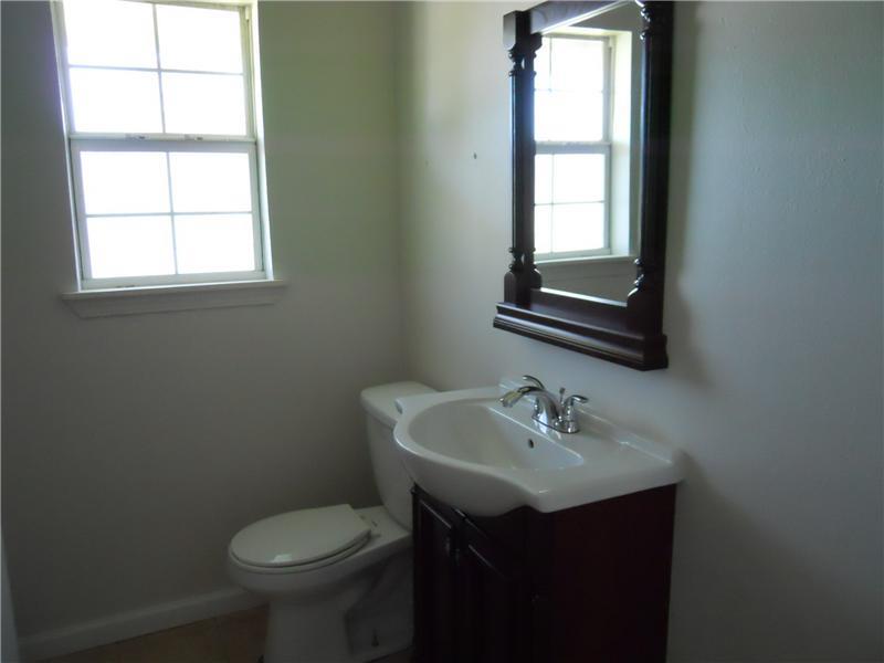 2301 Haring Road Metairie, LA 70001 - Photo 10 of 12 Gallery Image 10