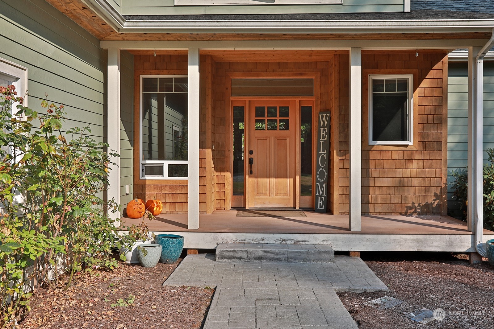 3937 Deer Lake Road Clinton, WA 98236 - Photo 3 of 40 Gallery Image 3