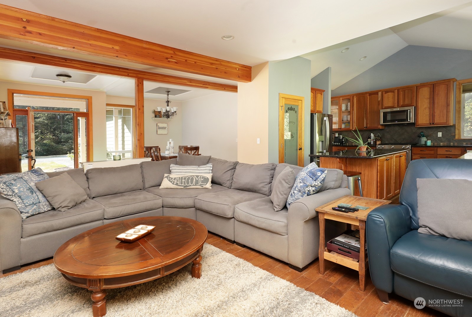 3937 Deer Lake Road Clinton, WA 98236 - Photo 8 of 40 Gallery Image 8
