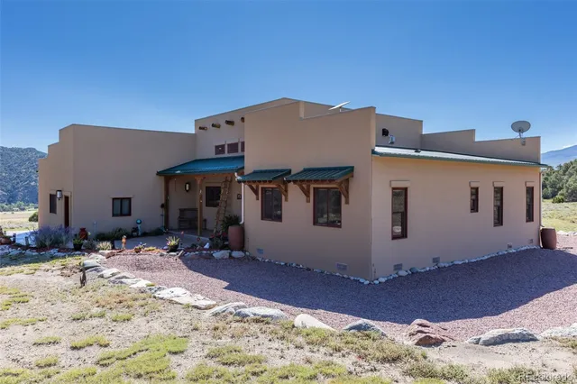 $990,000 | 11648 County Road 45, Coaldale, CO 81222