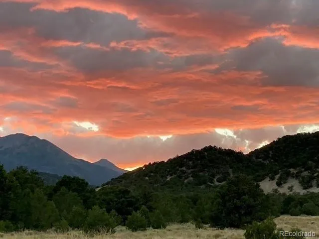 $990,000 | 11648 County Road 45, Coaldale, CO 81222