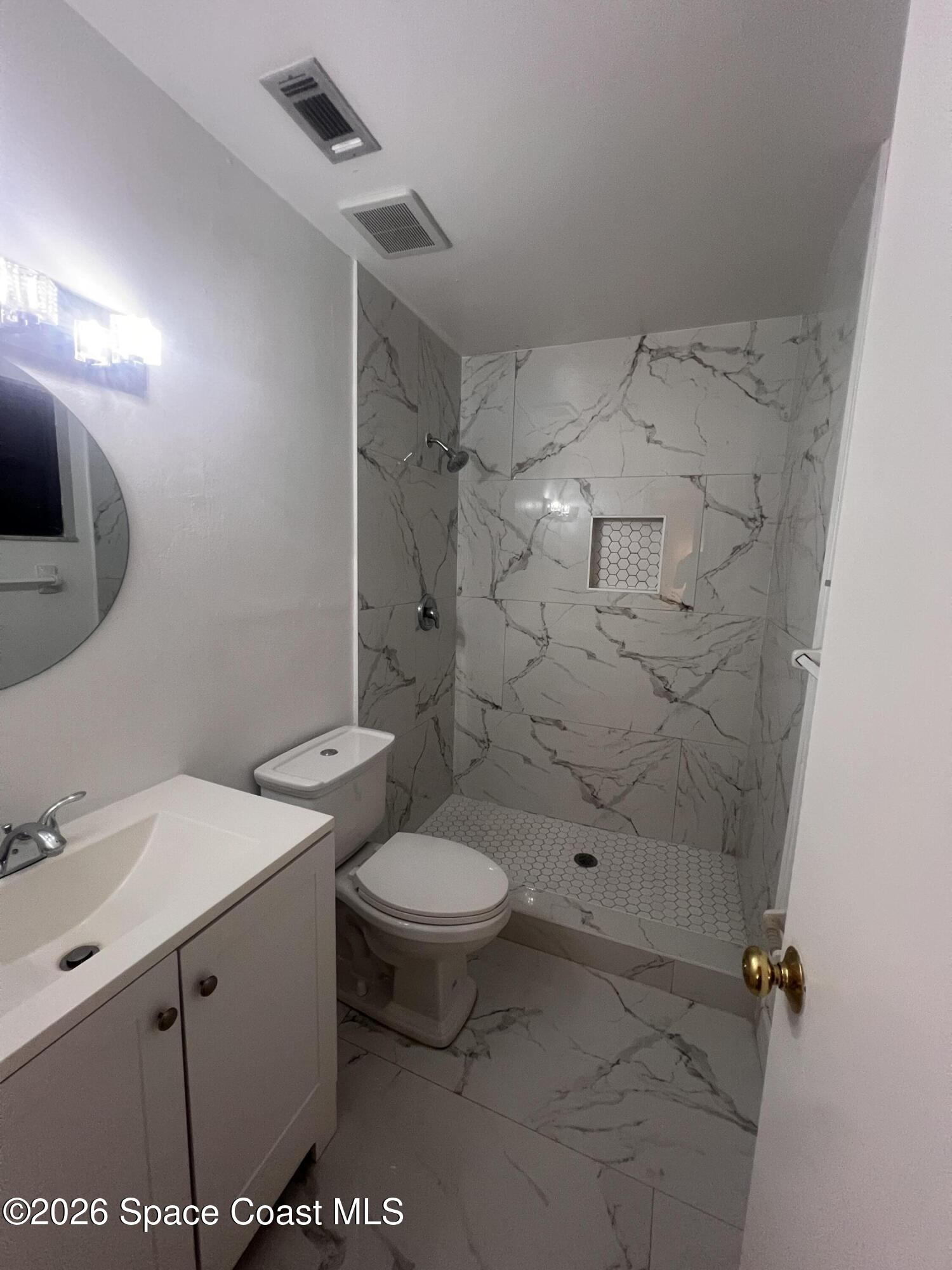 2796 Lancaster Road Melbourne, FL 32935 - Photo 20 of 29 20260529_135144785_iOS