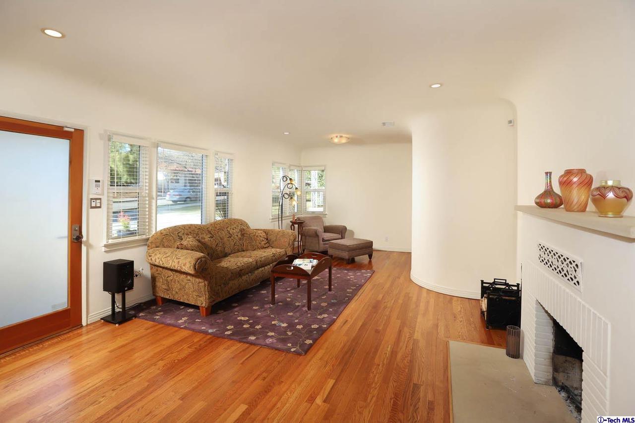 634 East Fairmount Road Burbank, CA 91501 - Photo 4 of 28 Gallery Image 4