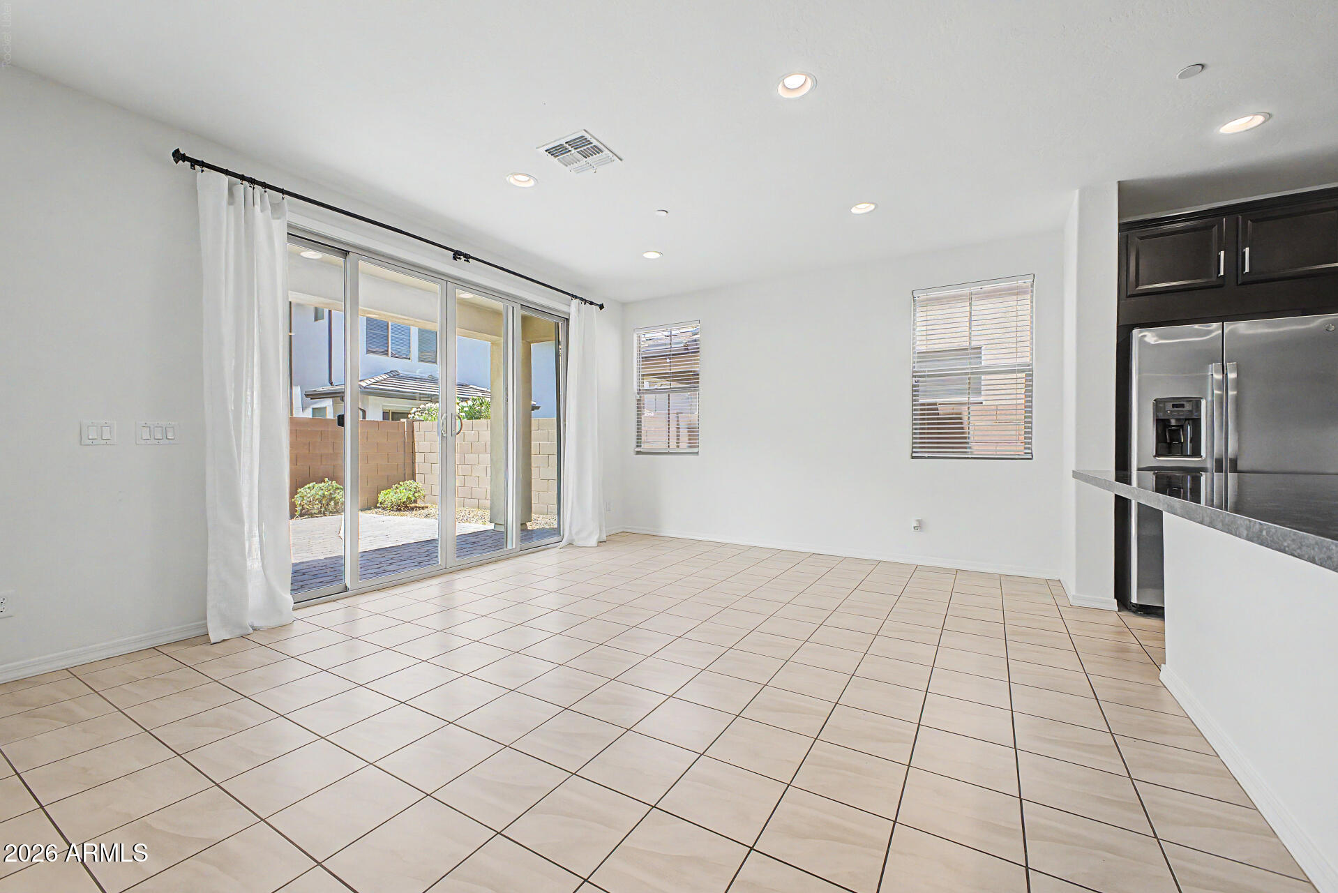 1682 South Follett Way Gilbert, AZ 85295 - Photo 10 of 46 9 - Follett